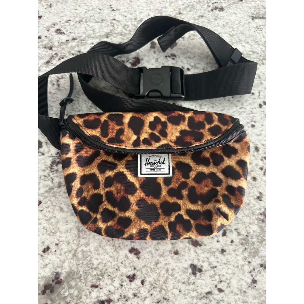 erschel Supply Co. Fourteen leopard fanny pack bag